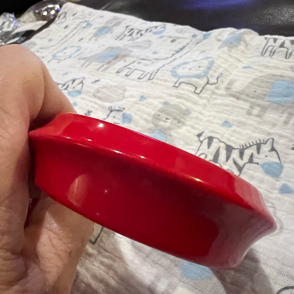 Vintage Red Bangle Bracelet - Picture 5 of 5